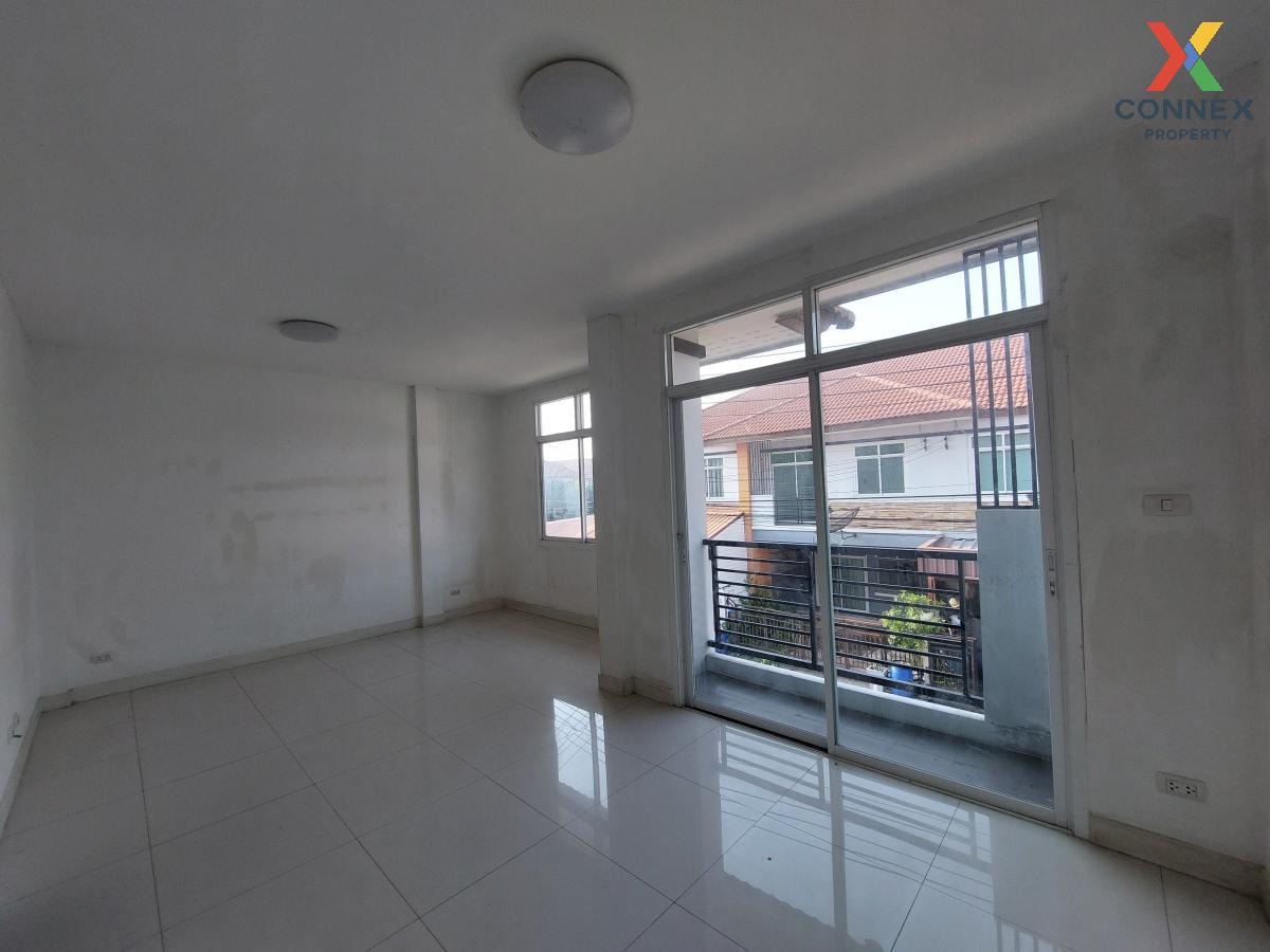 picture For Sale Townhouse/Townhome  , Thrap Rung Ruang City 2 , Ban Kao , Phan Thong , Chon Buri , CX-118699 ✅ Live chat with us ADD LINE @connexproperty ✅  - 11/12