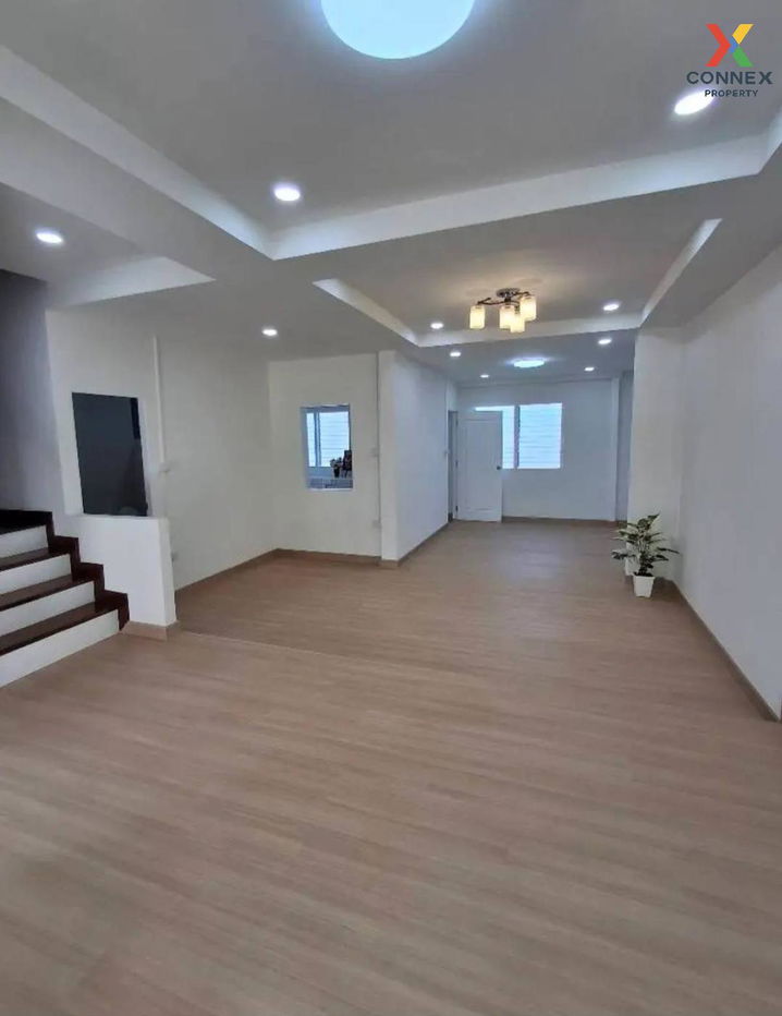 picture For Sale House , Baan Monrada 2 , wide frontage , Bang Bua Thong , Bang Bua Thong , Nonthaburi , CX-124328 ✅ Live chat with us ADD LINE @connexproperty ✅  - 3/10
