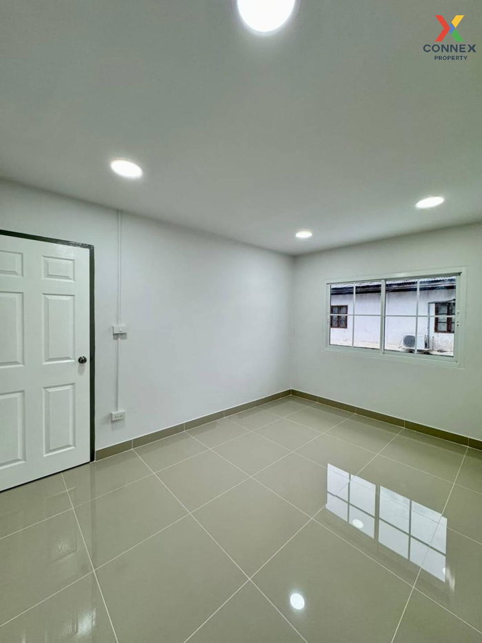 picture For Sale Townhouse/Townhome  , Baan Bua Thong 2 , Bang Rak Phatthana , Bang Bua Thong , Nonthaburi , CX-105427 ✅ Live chat with us ADD LINE @connexproperty ✅  - 2/12