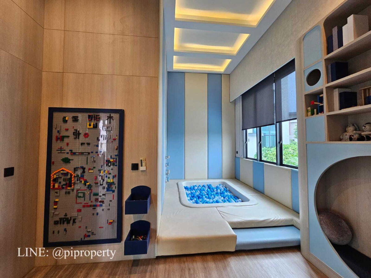 picture Fully furnished. Modern luxury single house for rent in The Gentry Phatthanakan. 4Bedroom + 5Bathroom + 3 Car parking.  - 59/67