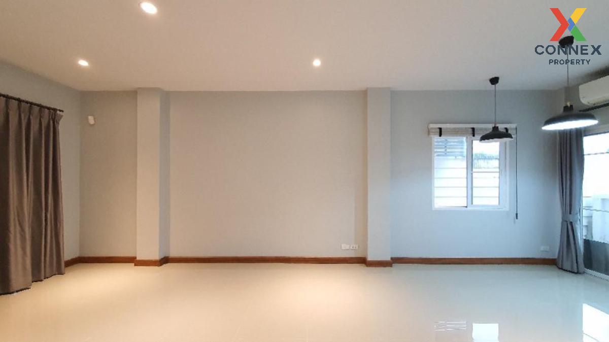 picture For Rent Townhouse/Townhome  , The Ricco Town Watcharapol , Tha Raeng , Bang Khen , Bangkok , CX-126934 ✅ Live chat with us ADD LINE @connexproperty ✅  - 4/9