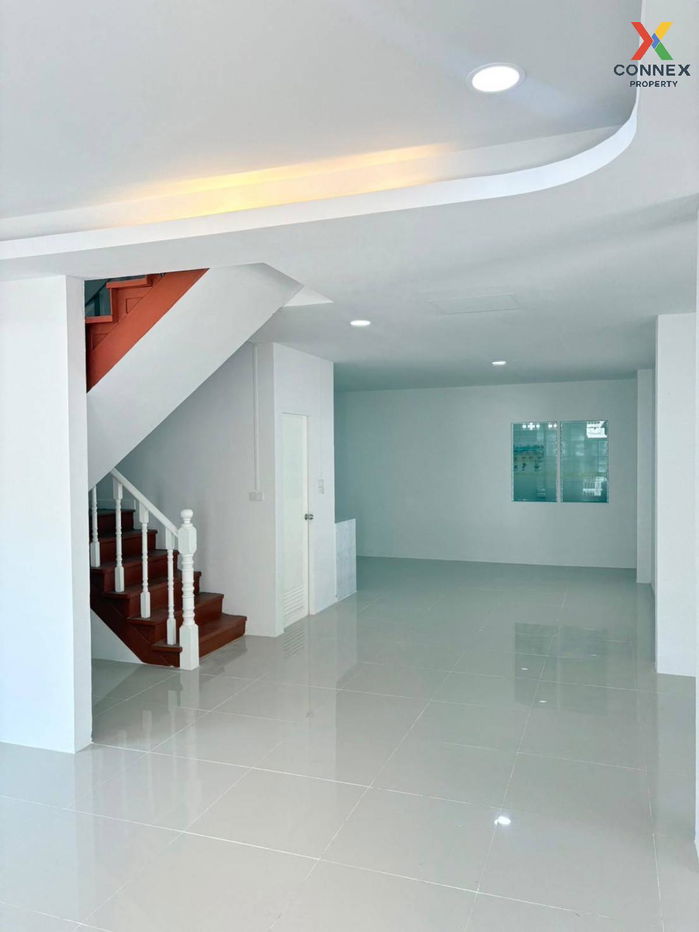 รูป ขายบ้าน  บ้านตวันนาวิลล์ คอง 9 หน้ากว้าง รีโนเวทใหม่ ลำผักกูด ธัญบุรี ปทุมธานี CX-117867 ✅ ทักไลน์ @connexproperty ตอบทันที ทีมงานมืออาชีพ ✅  - รูปที่ 10/12