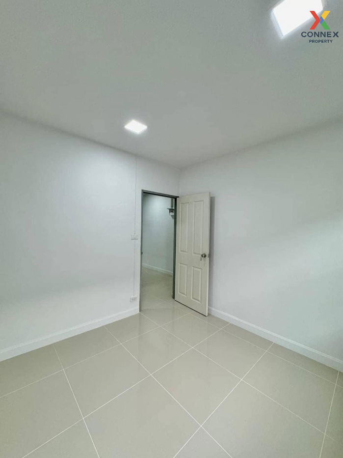 picture For Sale Townhouse/Townhome  , Manawadee Green Park , Phimonrat , Bang Bua Thong , Nonthaburi , CX-108460 ✅ Live chat with us ADD LINE @connexproperty ✅  - 2/12