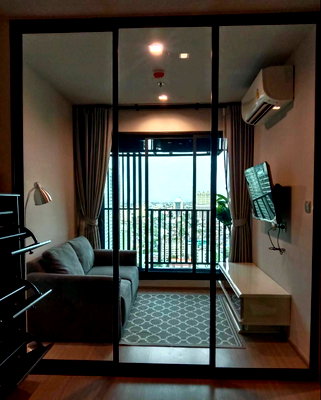 คอนโดให้เช่า : ว่างพร้อมอยู่! Life Ladprao. 1นอน 36ตร.ม. Line id: @pfagent