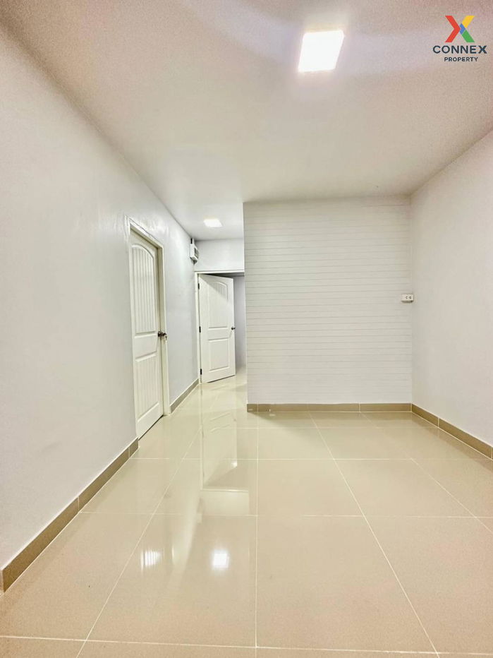 picture For Sale Townhouse/Townhome  , Baan Pruksa 3 Soi Watlatpladuk , Bang Khu Rat , Bang Bua Thong , Nonthaburi , CX-104783 ✅ Live chat with us ADD LINE @connexproperty ✅  - 5/10