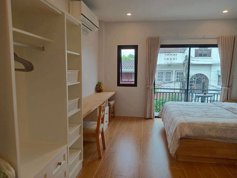 picture 🏡 For Rent: Charming Townhome in Chiang Mai Old City — Only 30 Meters from the Moat! - 12/17