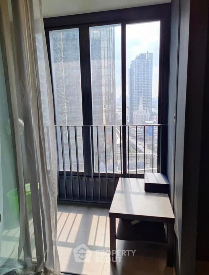picture 1-BR Condo at Ideo Mobi Asoke near MRT Phetchaburi (ID 2362776) - 11/15