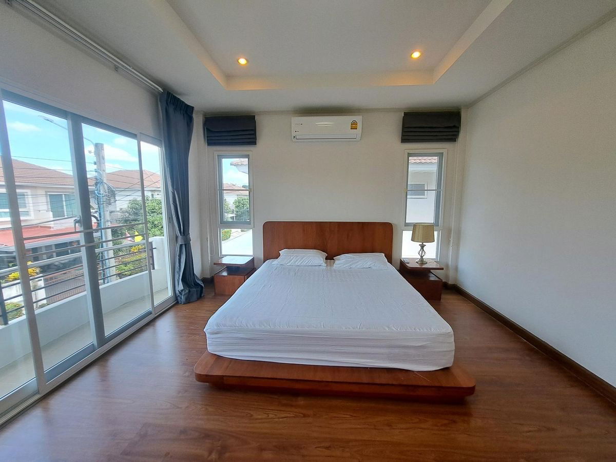 picture #S4777 For Rent  Supalai Garden Ville New KrungthepKreetha - Motorway - 6/16