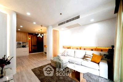 Condos for sale : 2-BR Condo at The Prime11 Sukhumvit Condominium near BTS Nana (ID 2362278)