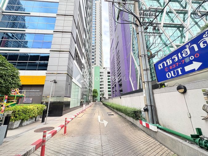 Sathorn House
