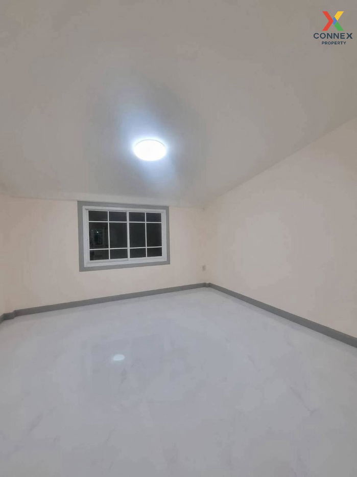 picture For Sale Townhouse/Townhome , Baan Rattanathibet , newly renovated , MRT-Talad Bang Yai , Bang Rak Phatthana , Bang Bua Thong , Nonthaburi , CX-128830 ✅ Live chat with us ADD LINE @connexproperty ✅ - 11/12