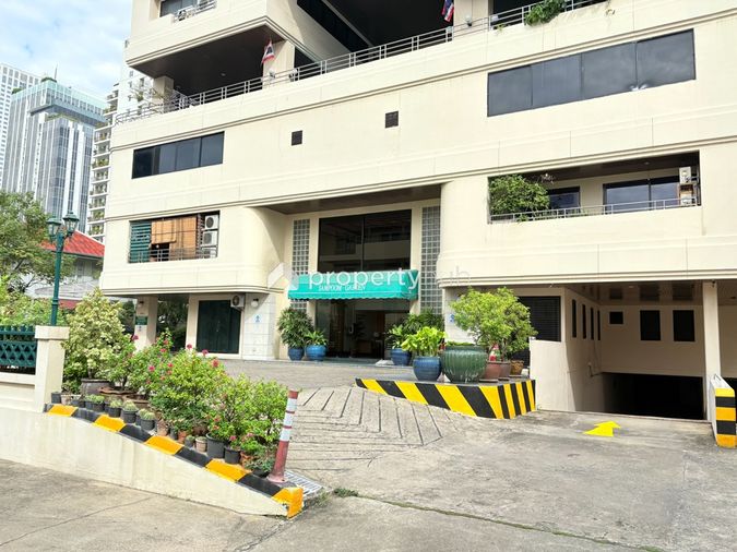 Sampoom Garden Condominium