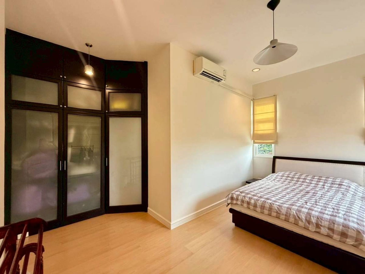 picture Exclusive Lakeside Home at Living Lagoon Phraya Suren 39 Corner Unit 161.4 Sq. Wah. Newly Renovated - 11/19