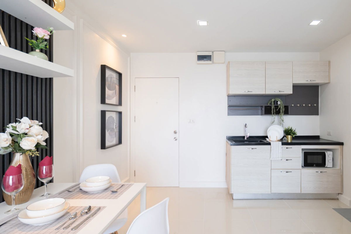 รูป QuikCondo201025   ขาย :แอร์ลิงค์ เรสซิเดนซ์ (Airlink Residence)  ​​​​​​​​​🚅 ใกล้ Airport Link ลาดกระบัง, สนามบินสุวรรณภูมิ - รูปที่ 5/45