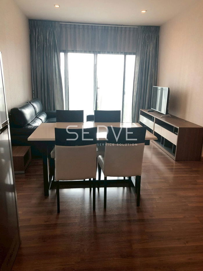 picture Corner Room 2 Beds with Bathtub Large Room City view Fully furnished Good Location Close To BTS Ari Station 50 m  @ Noble Reform  - 5/13