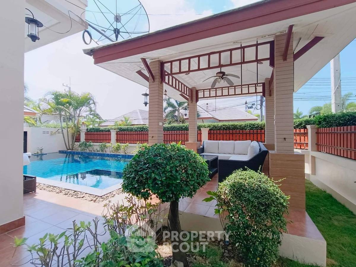 picture 3-BR Condo at Wyndham Jomtien Pattaya close to Pattaya (ID 2362947) - 1/19