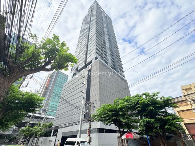 Anil Sathorn 12
