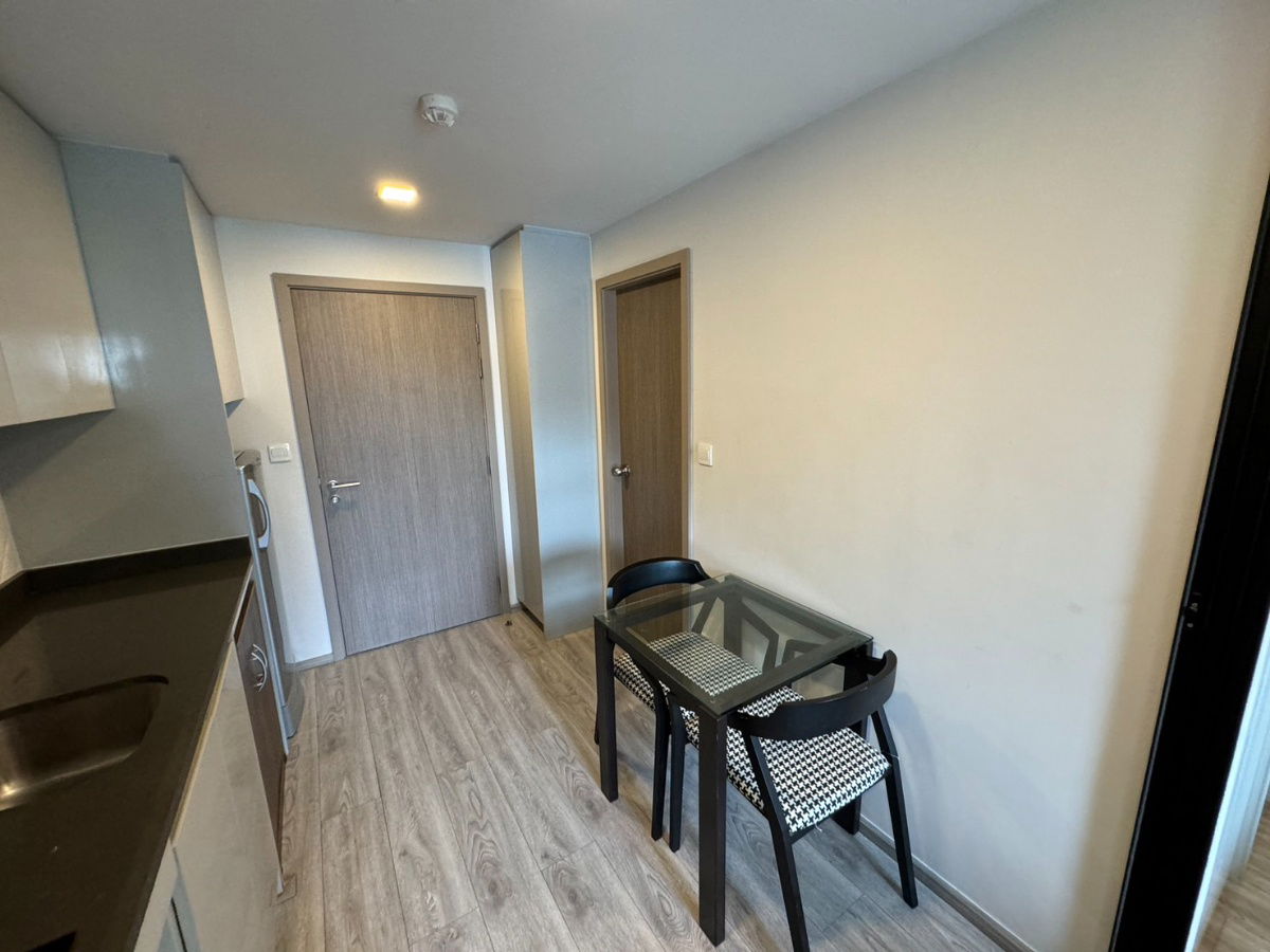 picture @Condorental condo for rent Maestro 14 Siam - Ratchathewi Pet Friendly - 8/16