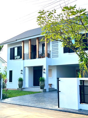 บ้านเดี่ยว ศูนย์ราชการแจ้งวัฒนะ (ศูนย์ราชการเฉลิมพระเกียรติ 80 พรรษา) : ขายบ้านเดี่ยวสองชั้น   4 ห้องนอน  3 ห้องน้ำ  1 ห้องครัว  4 ที่จอดรถ