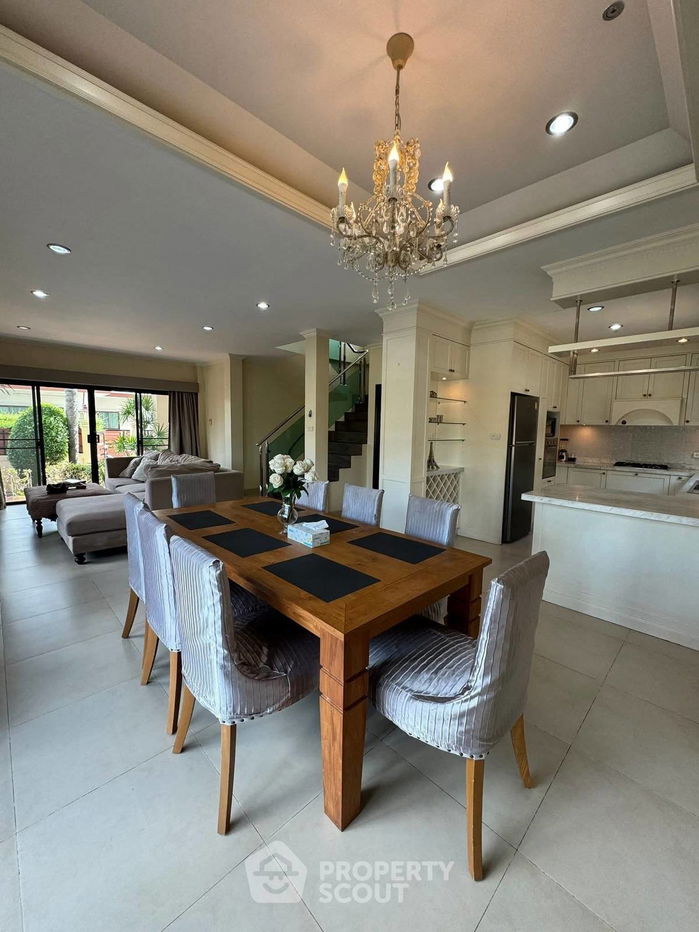 picture 3-BR Condo at Wyndham Jomtien Pattaya close to Pattaya (ID 2362947) - 16/19