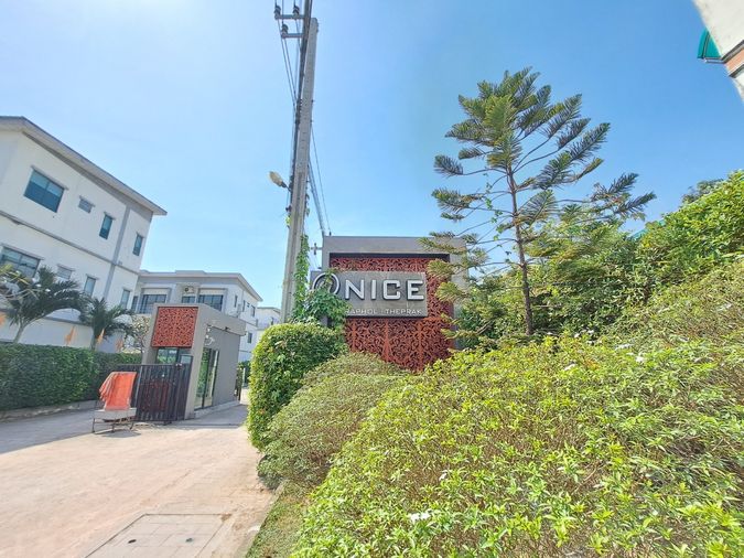 3-bed townhouse for sale, 131 sqm, 23.3 sq wah, At Nice Watcharaphon - Theparak