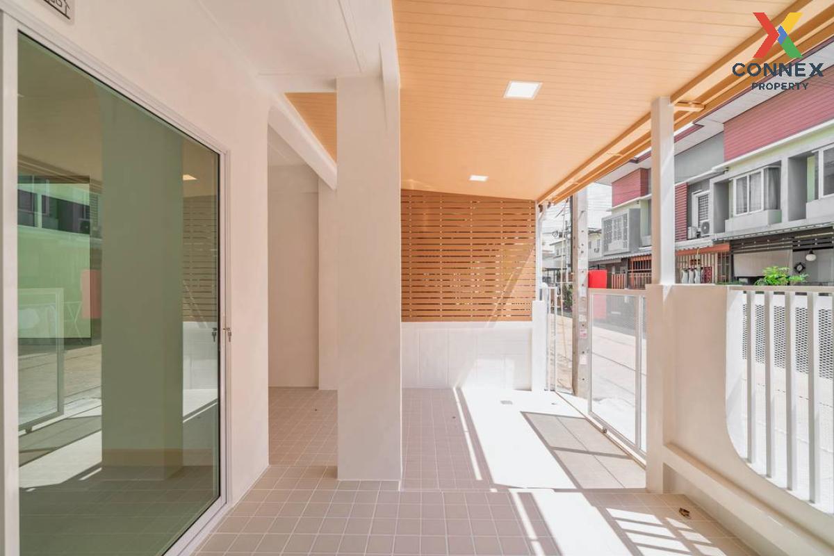 รูป ขายบ้าน  บัวทองธานี เฟส 17 หน้ากว้าง รีโนเวทใหม่ บางบัวทอง บางบัวทอง นนทบุรี CX-133630 ✅ ทักไลน์ @connexproperty ตอบทันที ทีมงานมืออาชีพ ✅ - รูปที่ 3/12