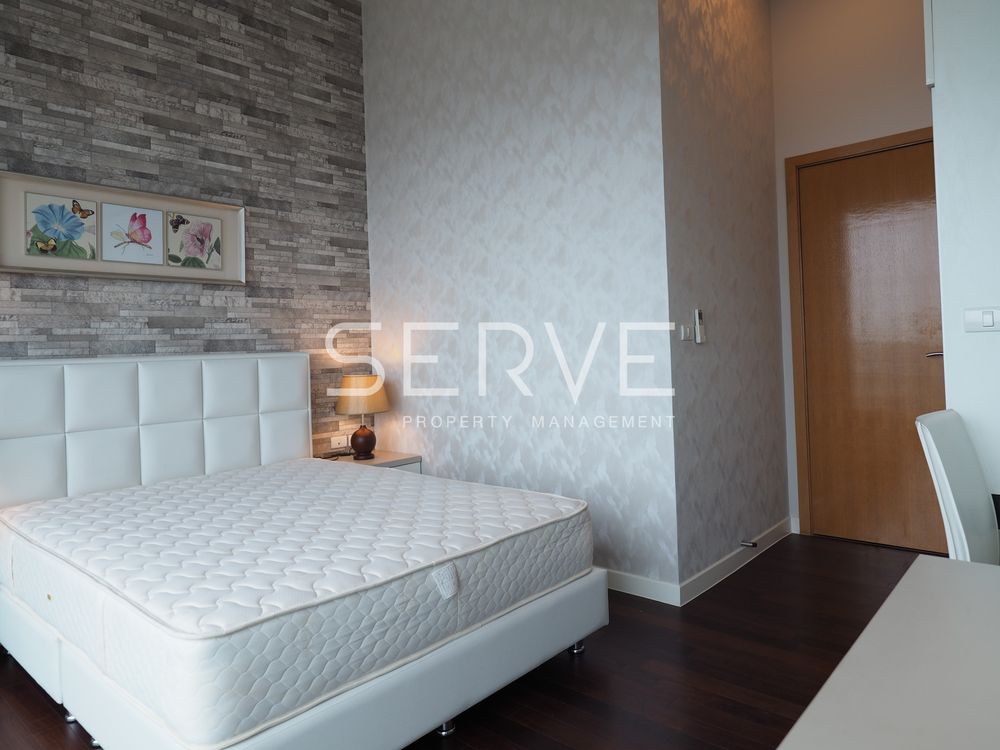picture Large Room 3 Beds 3 Baths With Bathtub Good Location Close to BTS Nana 800 m. / Condo For Rent-Circle Condominium - 3/10