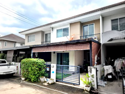 Townhouses for sale Muang Pathum Thani Pathumthani : For Sale 🧿🔔♻️ 2-Storey Townhouse 🧿🔔♻️ Baan Pruksa 113, Usable Area 82.28 sq.m., Near Big C Phathum❗️093-649-9392 (K' Byrd)