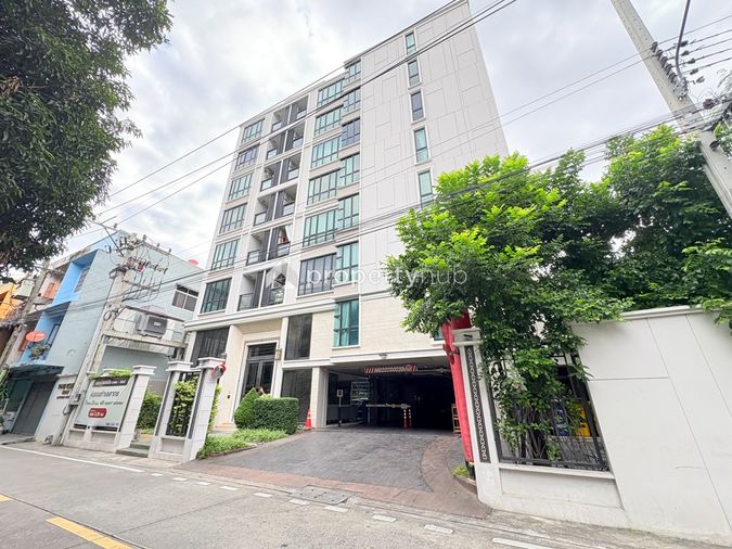 The CUBE Urban Sathorn - Chan