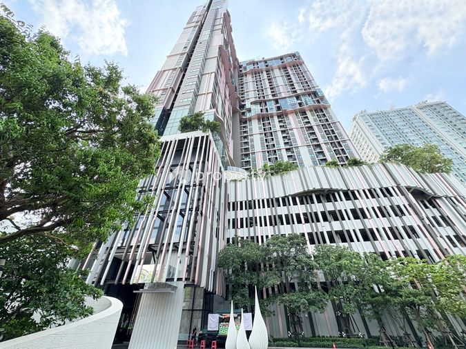 Altitude Unicorn Sathorn - Thapra