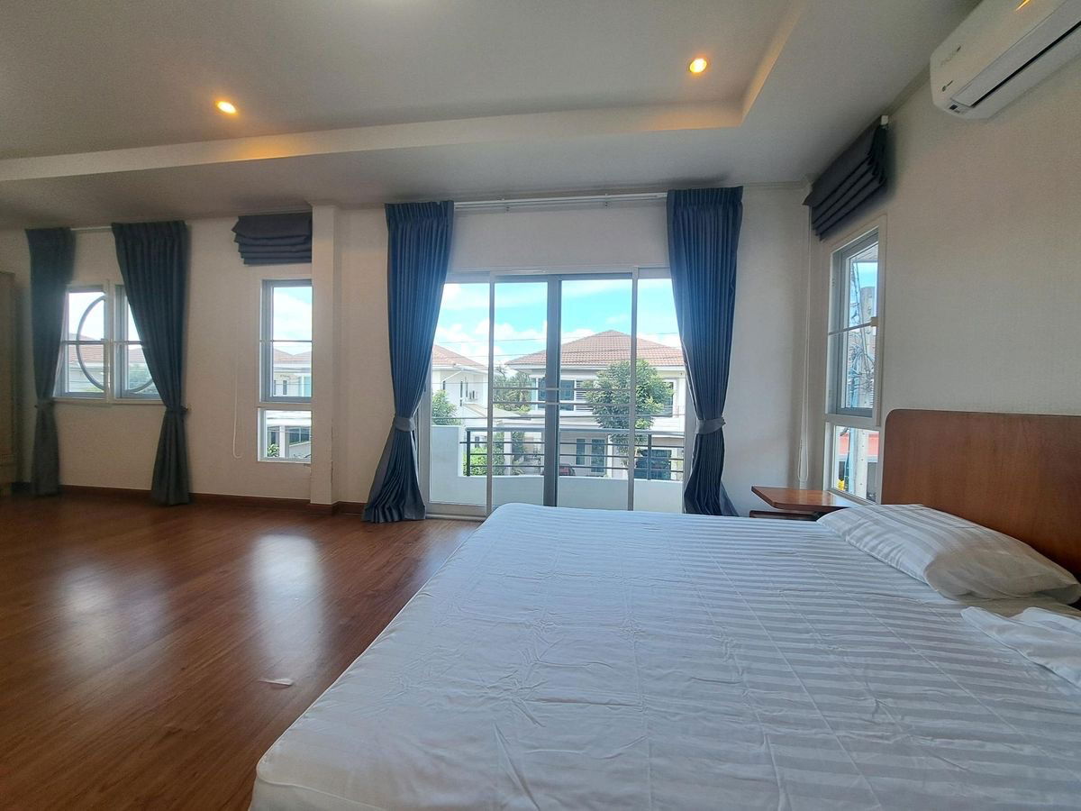 picture #S4777 For Rent  Supalai Garden Ville New KrungthepKreetha - Motorway - 9/16