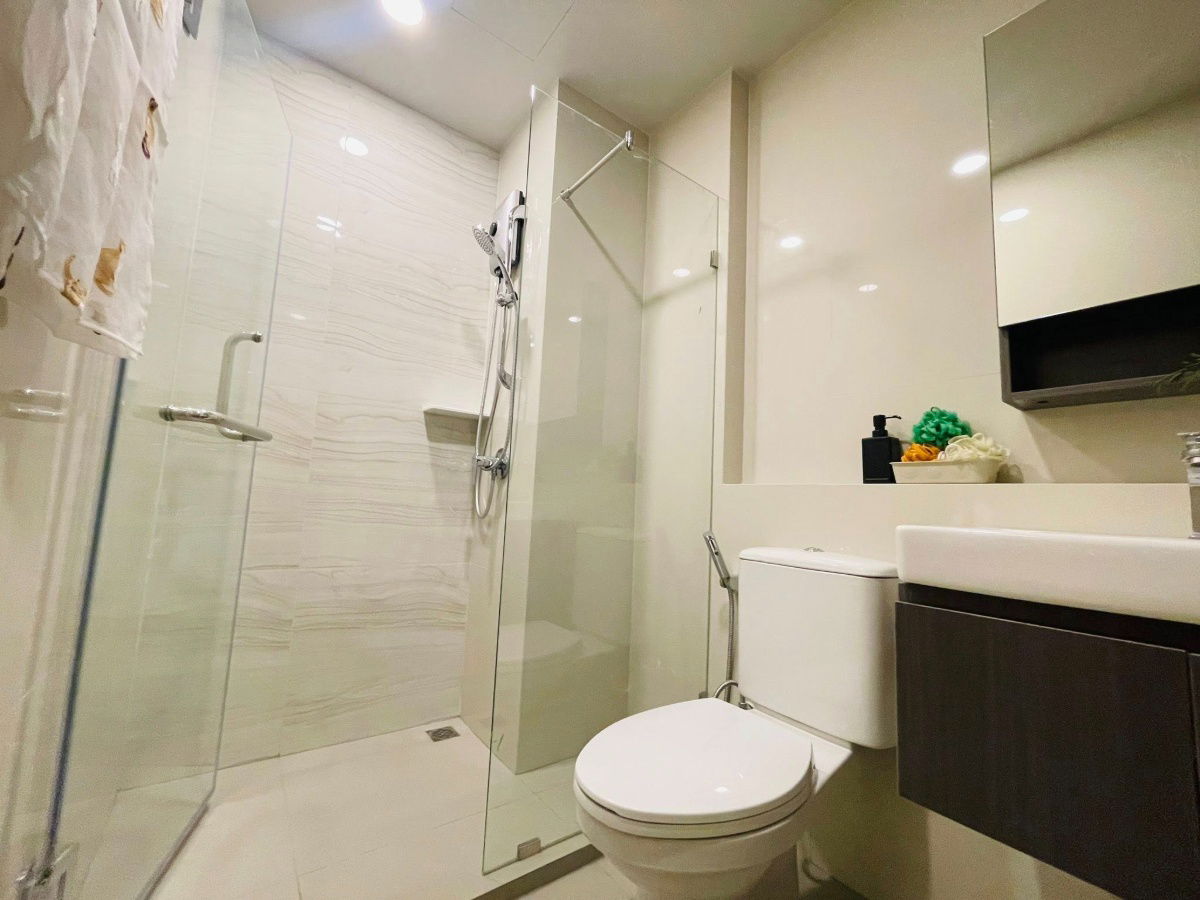 picture BTS On Nut 190 m. Price  25,000 Baht Condo Aspire Onnut Station ( Rental ) - 11/14