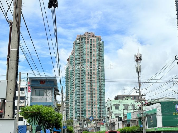 Chatrium Residence Riverside