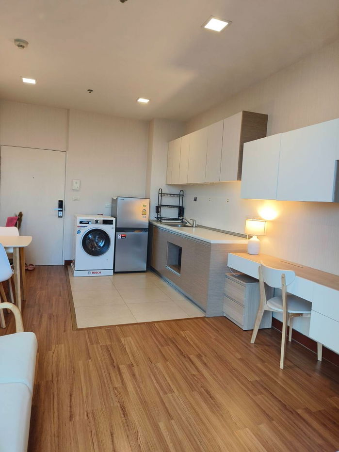 picture For Rent VANTAGE RATCHAVIPHA Fully Furnished (Near BTS Ratchayothin) - 1/15