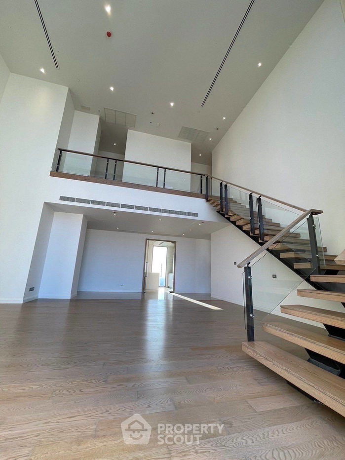 picture 4-BR Condo at Magnolias Waterfront Residences near BTS Saphan Taksin (ID 2362518) - 13/15