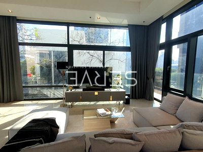 Condos for rent : 3 Beds, fully furnished Amazing value for the price Located near MRT Rama 9/ For Rent -Circle Living Prototype