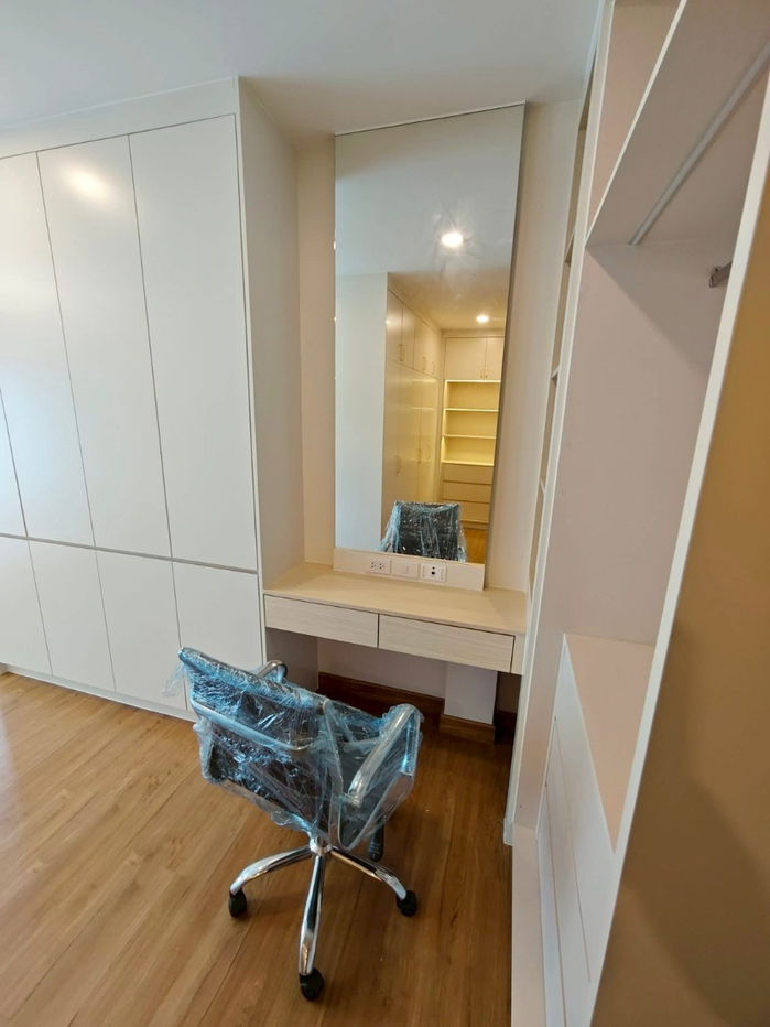 รูป ✨ ให้เช่า! บ้านเดี่ยวสุดหรู Centro วิภาวดี พร้อมเข้าอยู่ พ.ย.นี้! หลังใหญ่ ใกล้สวน 4 ห้องนอน 5 ห้องน้ำ รับต่างชาติ / รับสัตว์เลี้ยง - รูปที่ 13/20