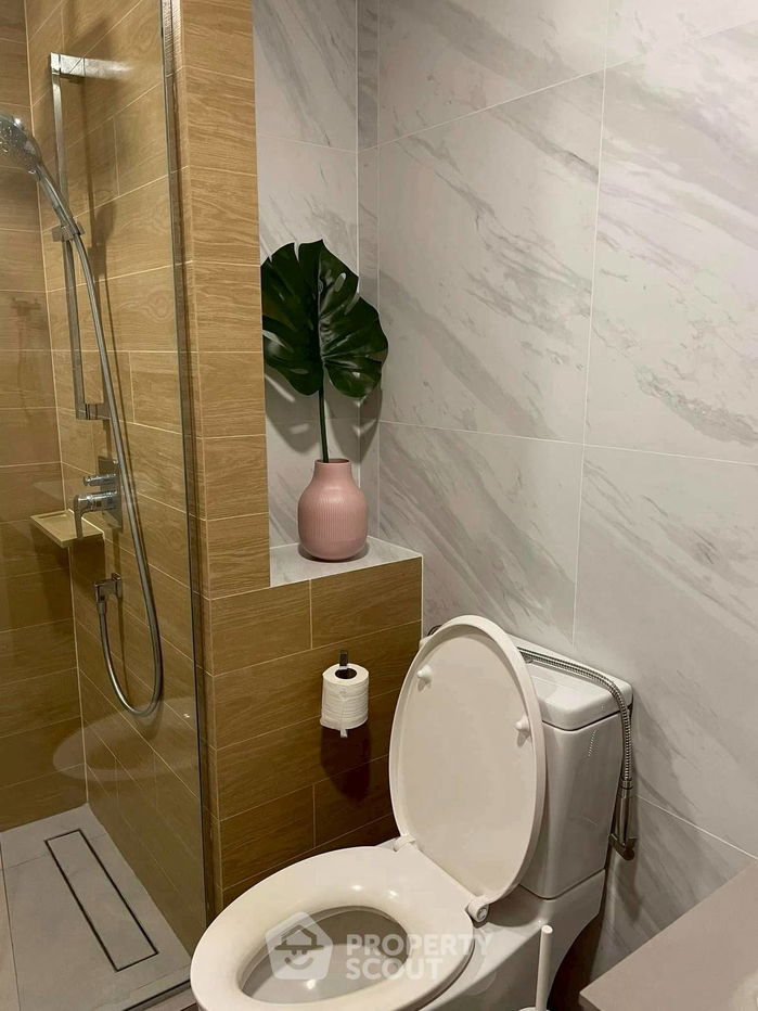 picture 2-BR Condo at Taka Haus Ekamai 12 near BTS Ekkamai (ID 2362773) - 11/12