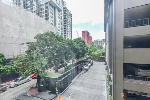 Centric Ari Station Condo in Great Location, Ready-to-move-in near BTS Ari