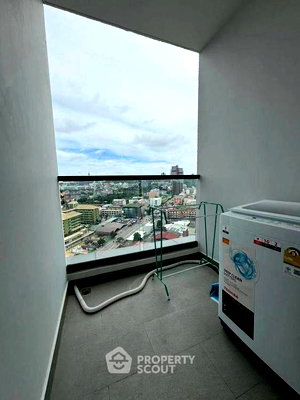 Condos for sale : 1-BR Condo Arcadia Millennium Tower, 39th Floor, Pattaya South (ID 2363287)