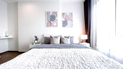 Condos for rent : The condominium project is located near Stamford Line: Rangsima07, near the Airport Link, Hua Mak, for a one-bedroom unit near Stamford University.