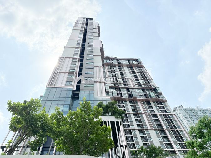 Altitude Unicorn Sathorn - Thapra