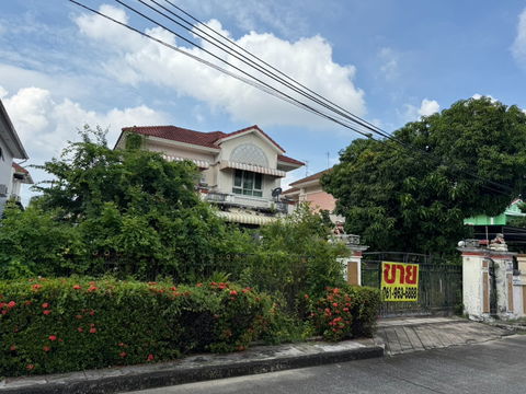 Single house for sale, Perfect Place Phase 1, area 99 sq m., usable area 200 sq m., 3 bedrooms, 3 bathrooms, 1 kitchen, selling for 10 million.