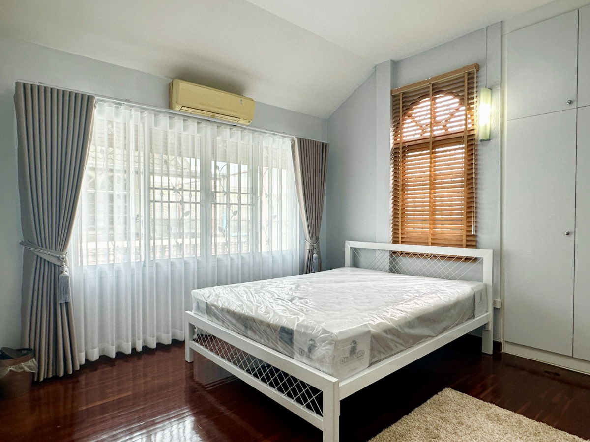 รูป บ้านเดี่ยว 4 ห้องนอน ให้เช่า ในทำเลลาดพร้าว 93 / ลาดพร้าว 101 , กรุงเทพมหานคร - รูปที่ 52/62