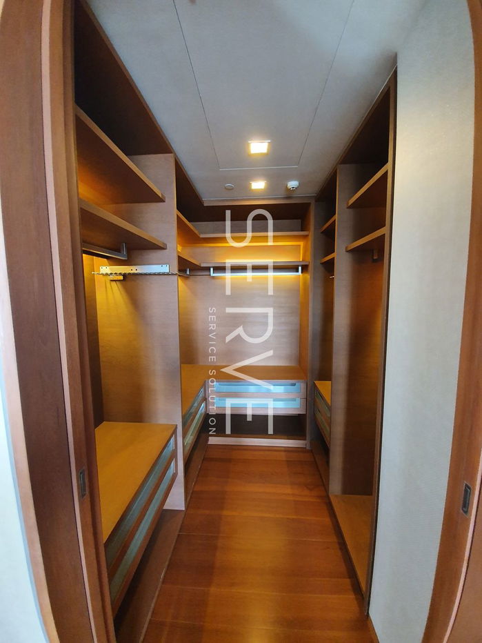 picture Super Luxury 3 Bd. Unit on Super High fl. // Close to BTS Sala Daeng & MRT Lumphini Station-The Sukhothai Residences - 9/21