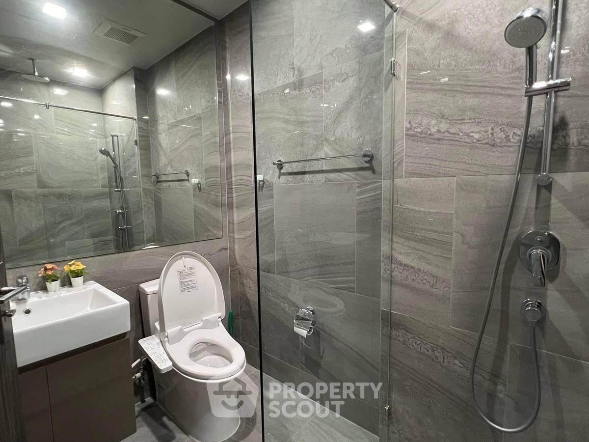 picture 2-BR Condo at Ideo Q Victory near BTS Victory Monument (ID 2362757) - 9/9