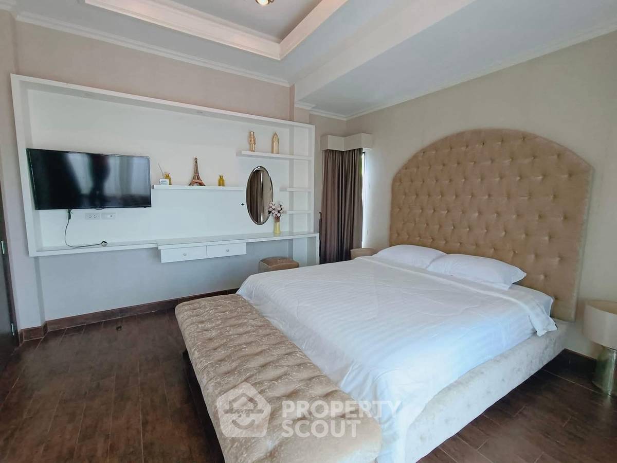 picture 3-BR Condo at Wyndham Jomtien Pattaya close to Pattaya (ID 2362947) - 12/19