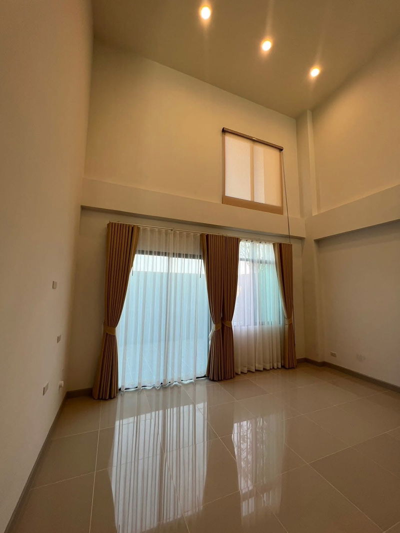 ทาวน์โฮมให้เช่า : เช่า ให้เช่า ปล่อยเช่า ทาวน์โฮม Premium Place พหลโยธิน-รามอินทรา ราคาถูก สนใจ Line: @951qfbfi