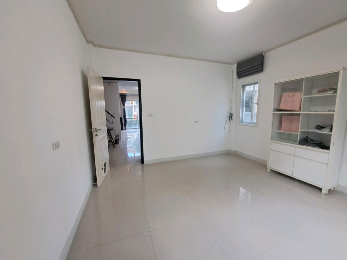 picture #S4777 For Rent  Supalai Garden Ville New KrungthepKreetha - Motorway - 11/16