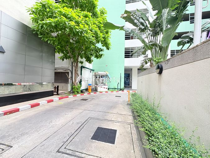 Sathorn House
